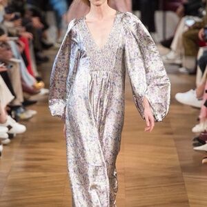 RUNWAY SS 2019 DESIGNER STELLA MCCARTNEY Floral Metallic Lilac Maxi Dress